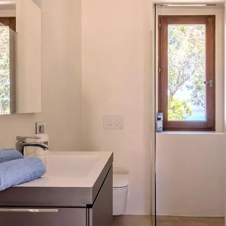 Tellus Villa